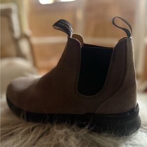 Blundstone Dark Brown Leather Boots